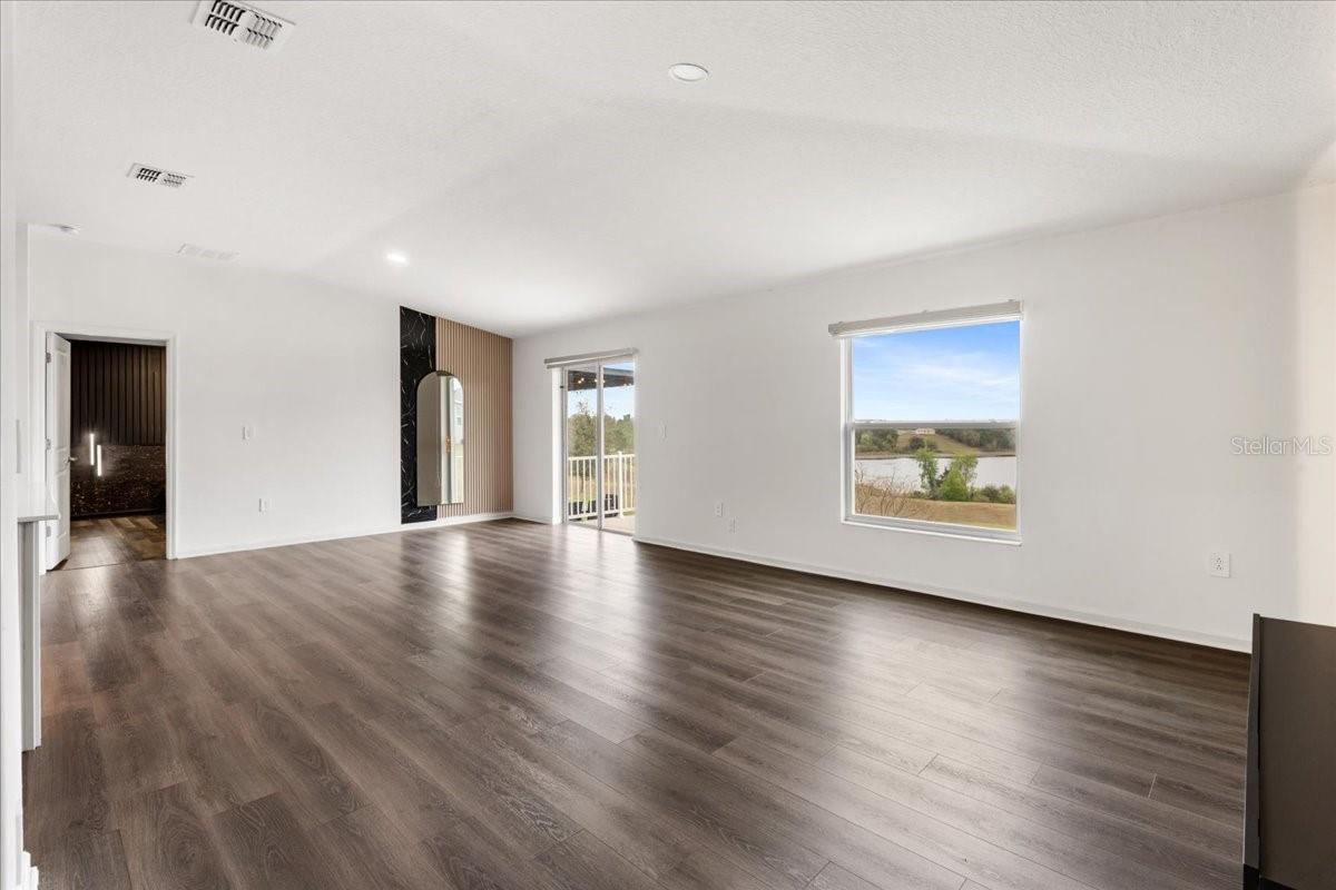 946 LAUREL VIEW WAY, GROVELAND, FL, 34736