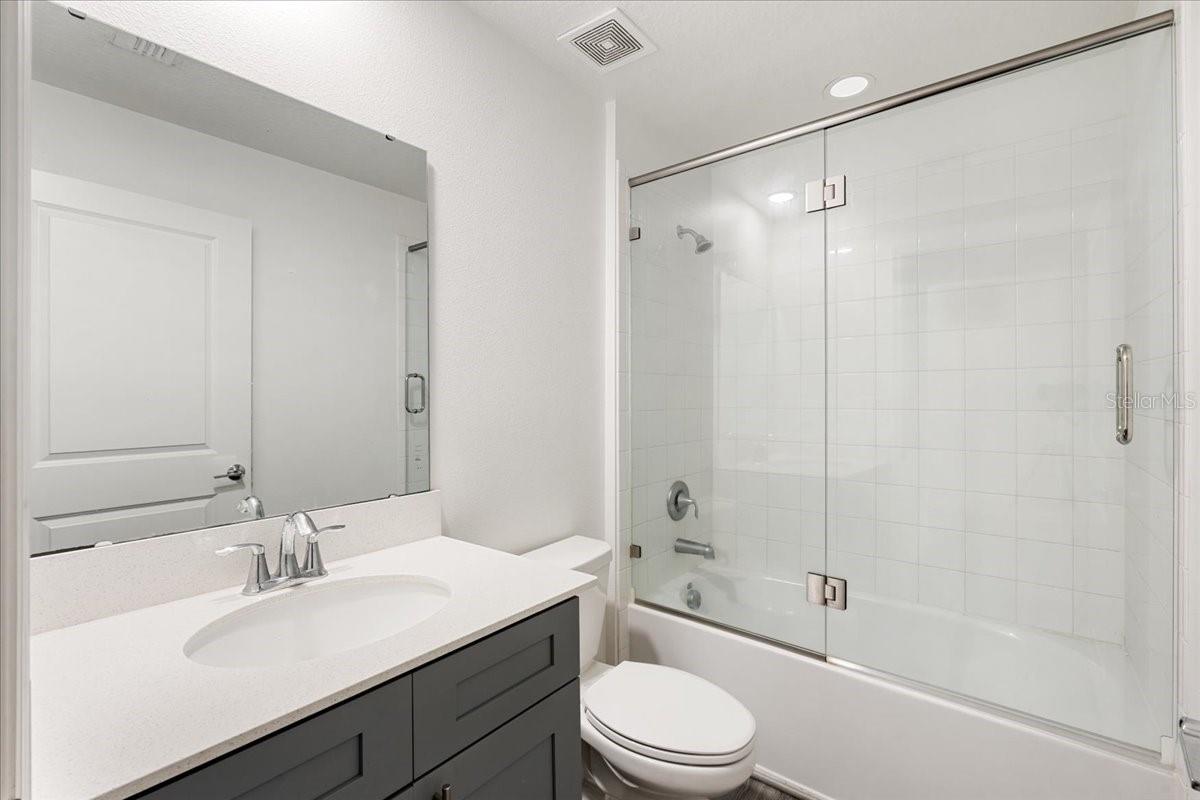 946 LAUREL VIEW WAY, GROVELAND, FL, 34736