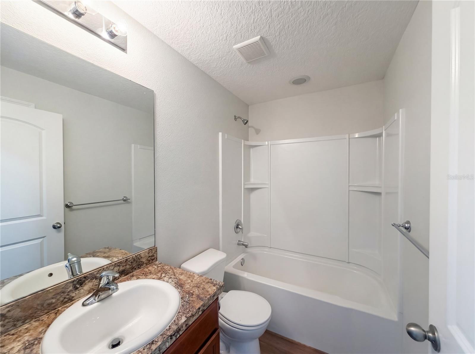 2359 BEXLEY DR, TAVARES, FL, 32778