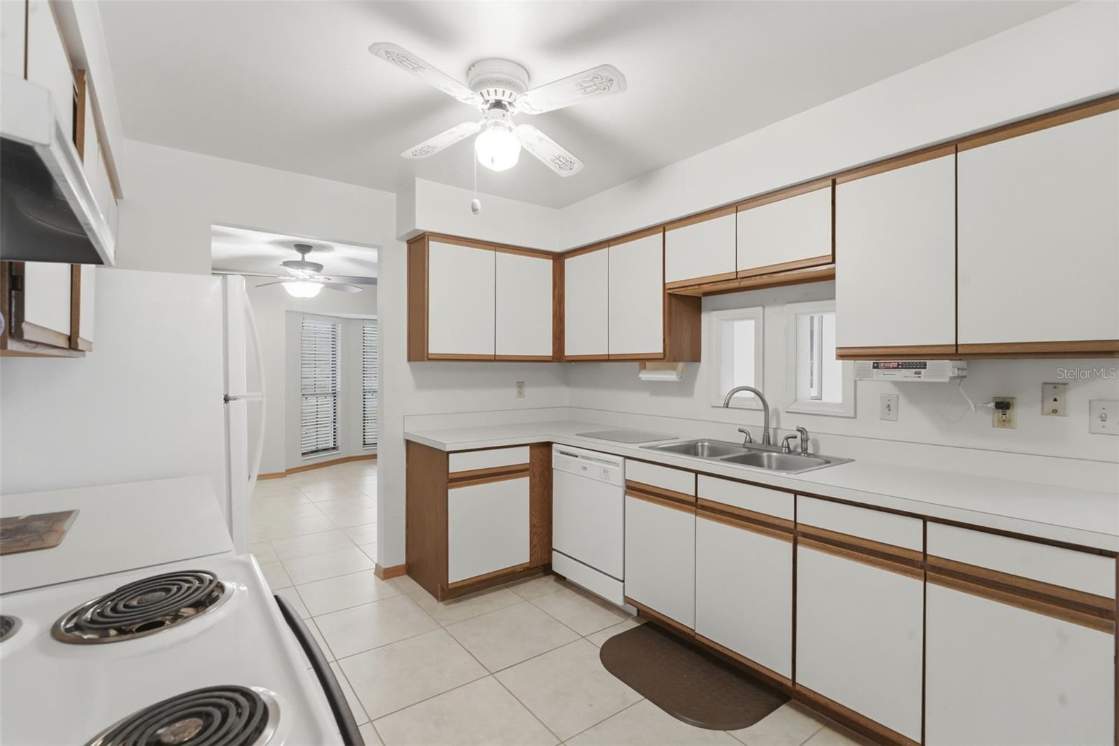 770 CLOVERLEAF BLVD, DELTONA, FL, 32725