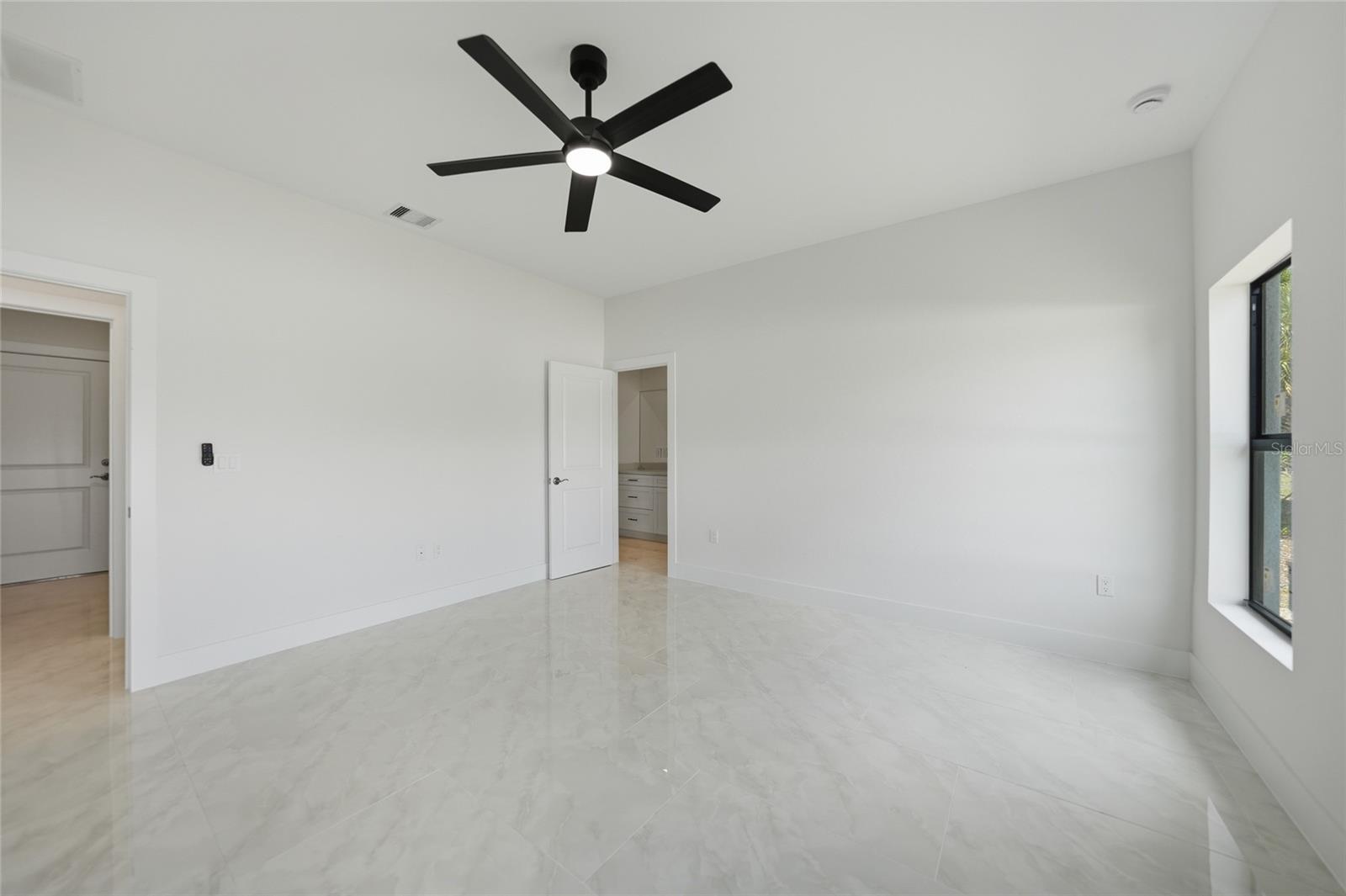 11058 GULFSTREAM BLVD, ENGLEWOOD, FL, 34224