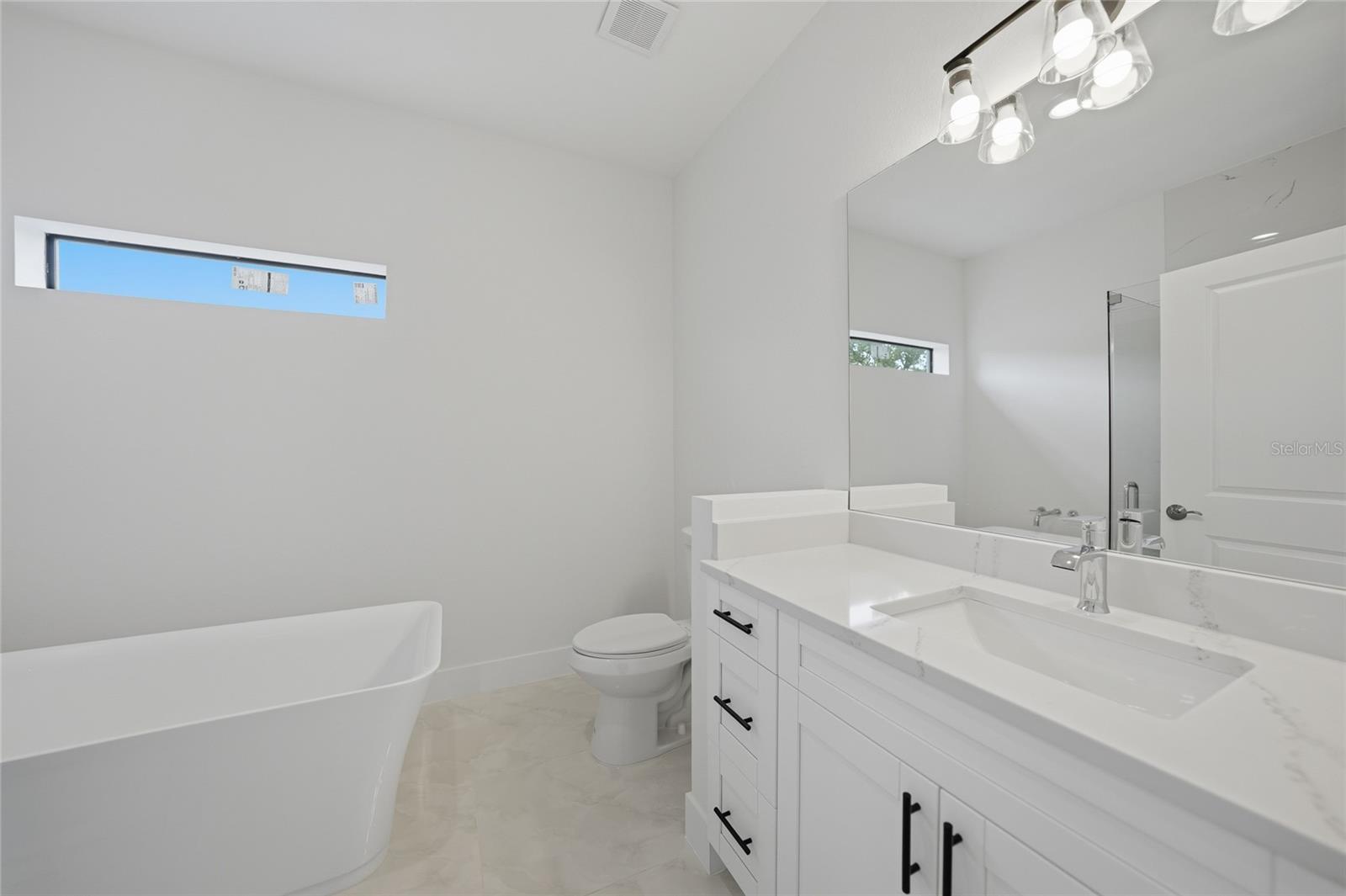 11058 GULFSTREAM BLVD, ENGLEWOOD, FL, 34224
