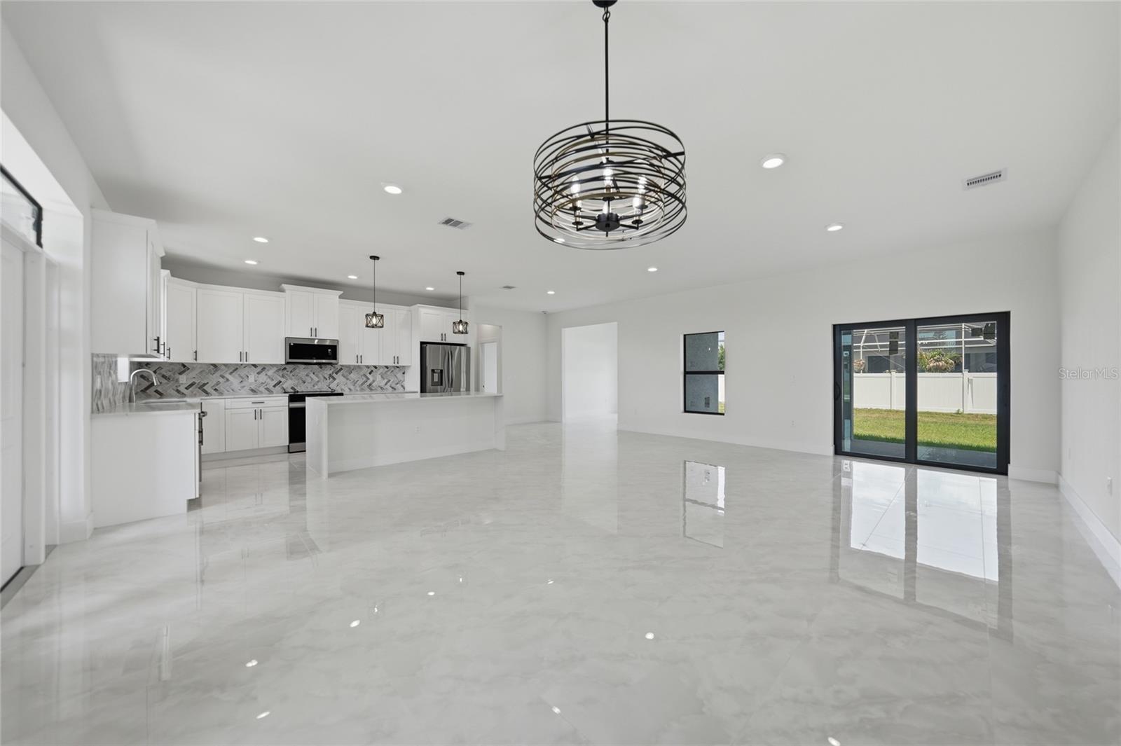 11058 GULFSTREAM BLVD, ENGLEWOOD, FL, 34224