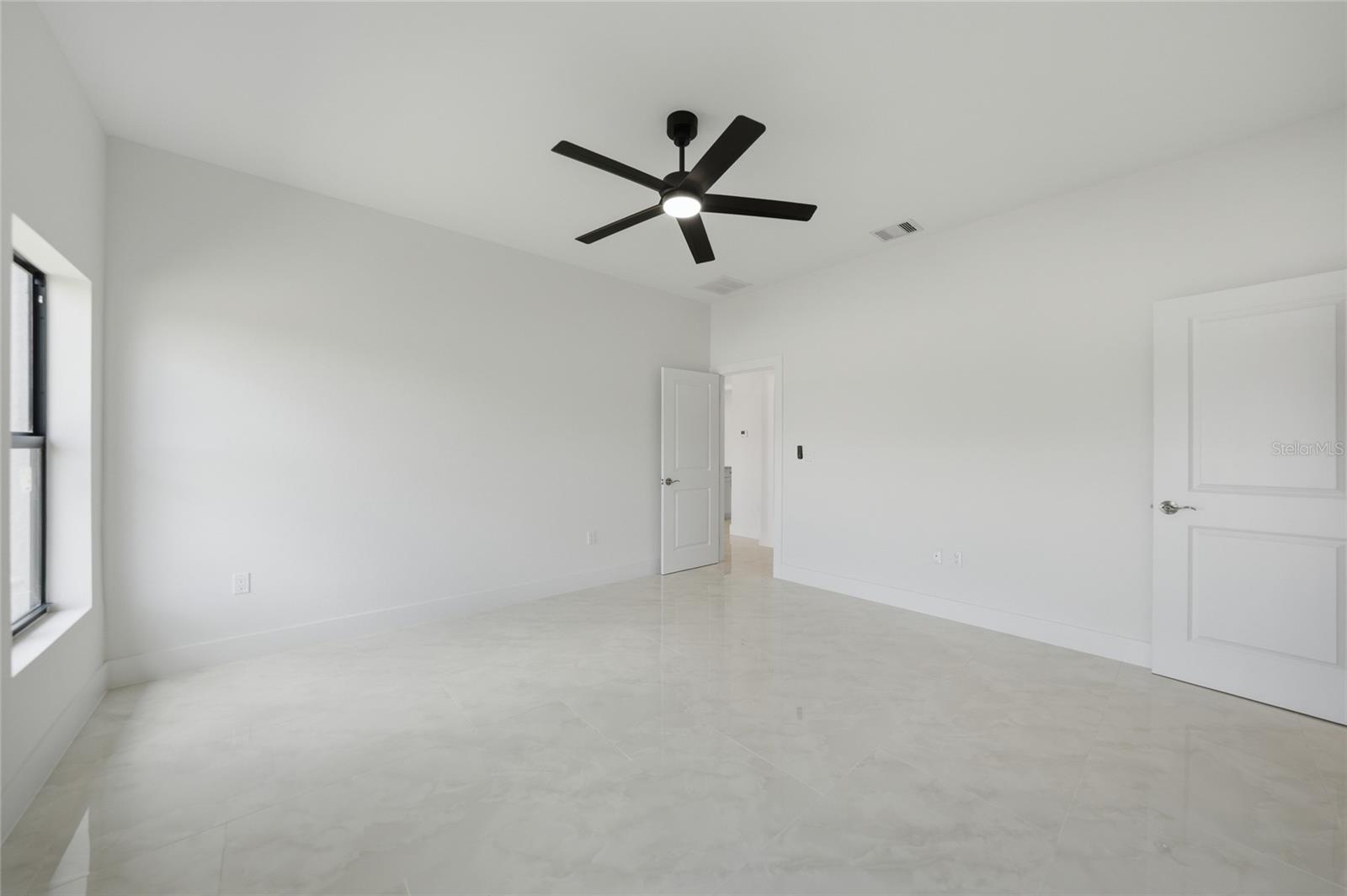 11058 GULFSTREAM BLVD, ENGLEWOOD, FL, 34224