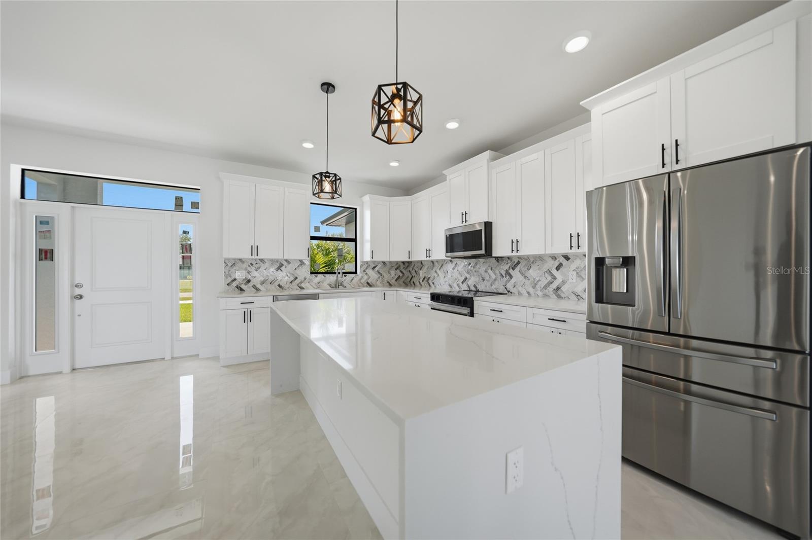 11058 GULFSTREAM BLVD, ENGLEWOOD, FL, 34224