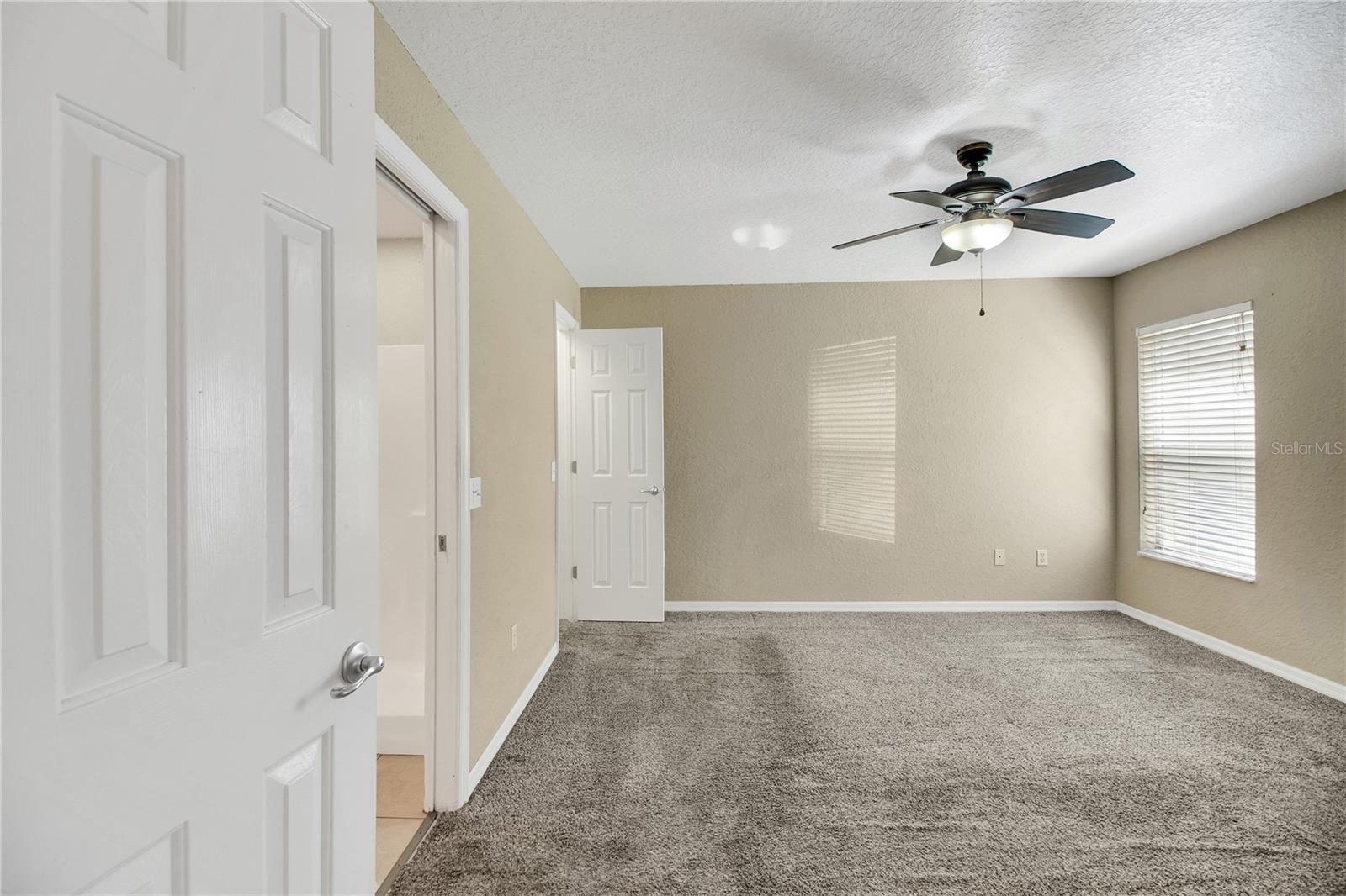 305 W FOUNTAIN ST, FRUITLAND PARK, FL, 34731