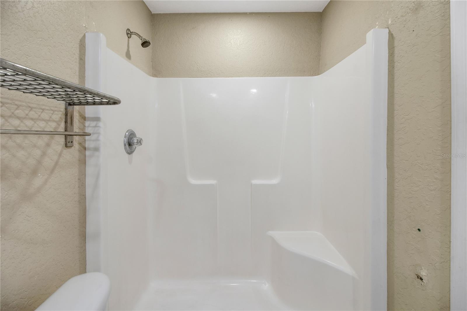 305 W FOUNTAIN ST, FRUITLAND PARK, FL, 34731