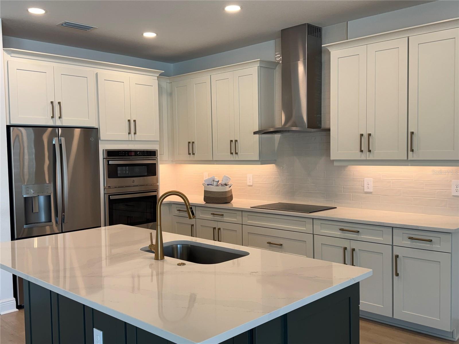 1512 LUGANO CIR, NOKOMIS, FL, 34275