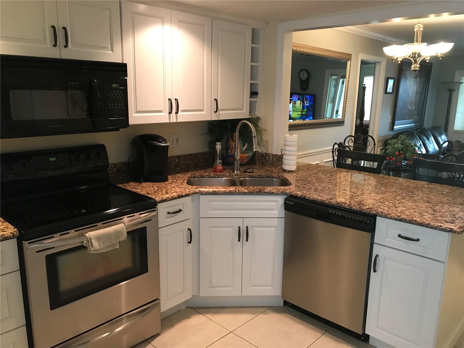 10380 CARROLLWOOD LN #264, TAMPA, FL, 33618