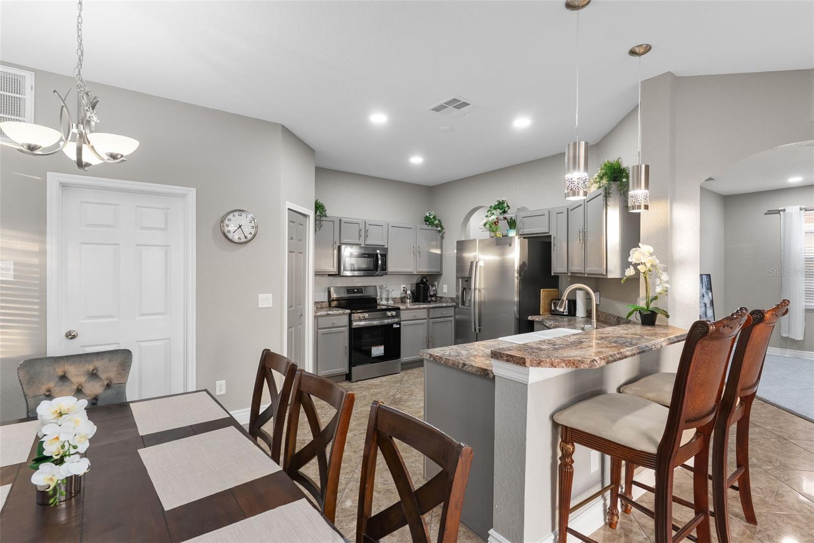 215 GLENEAGLES DR, DAVENPORT, FL, 33897