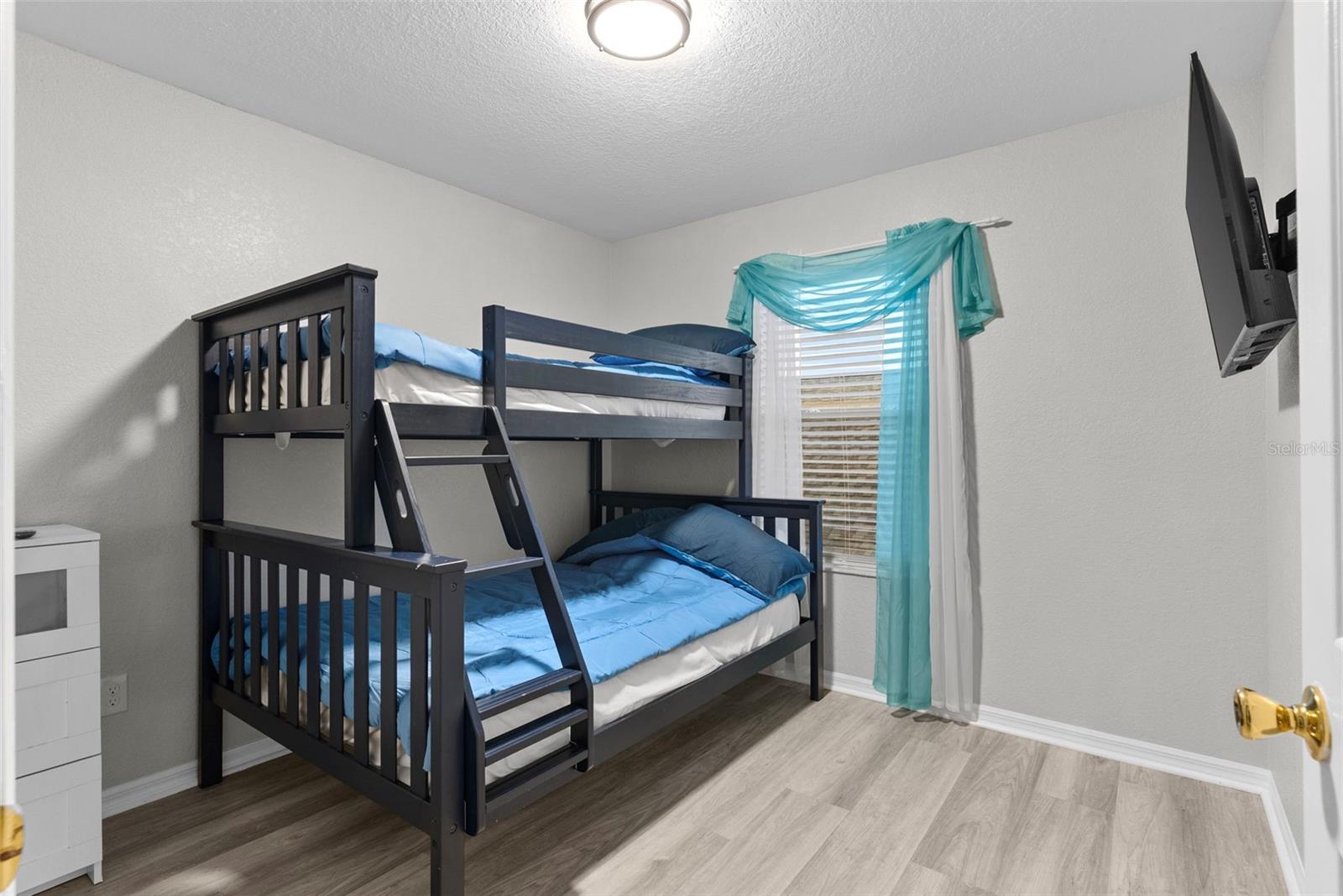 215 GLENEAGLES DR, DAVENPORT, FL, 33897