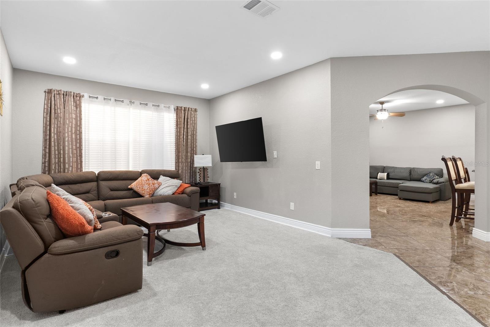 215 GLENEAGLES DR, DAVENPORT, FL, 33897