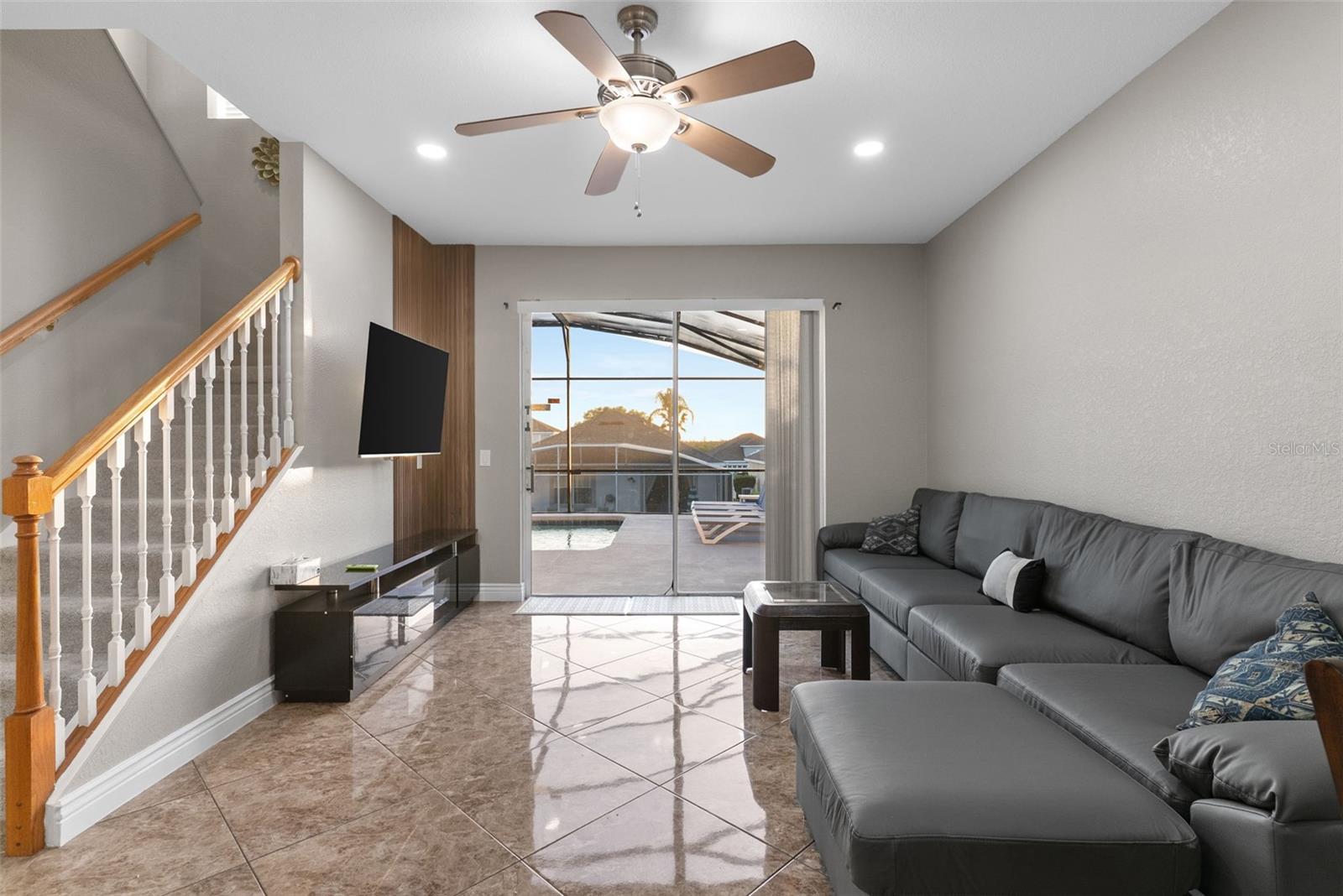 215 GLENEAGLES DR, DAVENPORT, FL, 33897