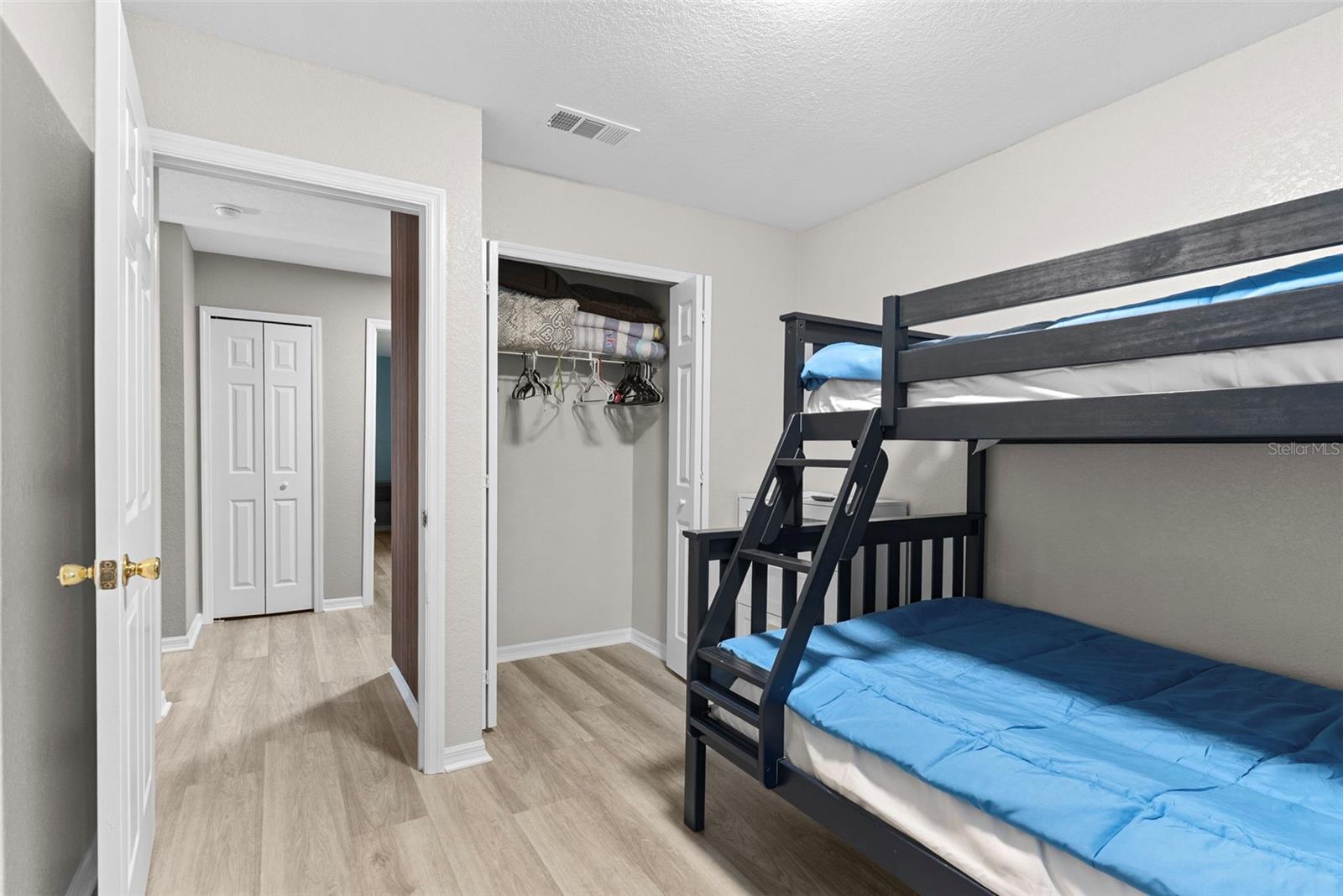 215 GLENEAGLES DR, DAVENPORT, FL, 33897