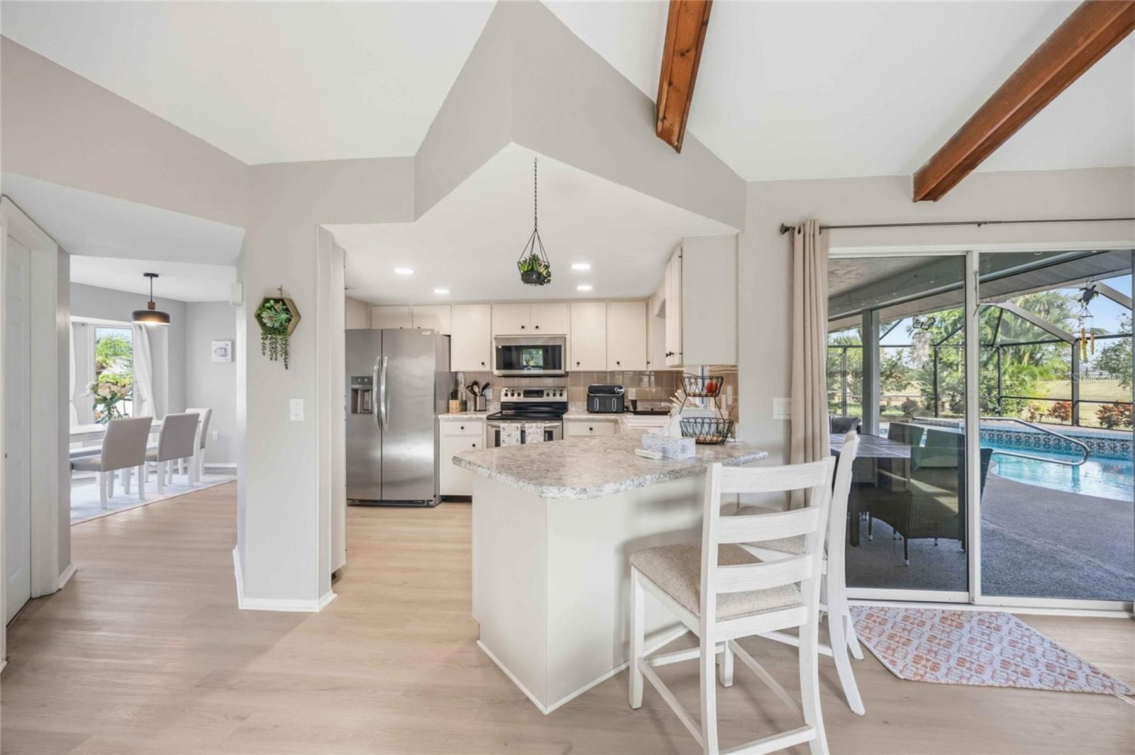 36 BUNKER CIR, ROTONDA WEST, FL, 33947