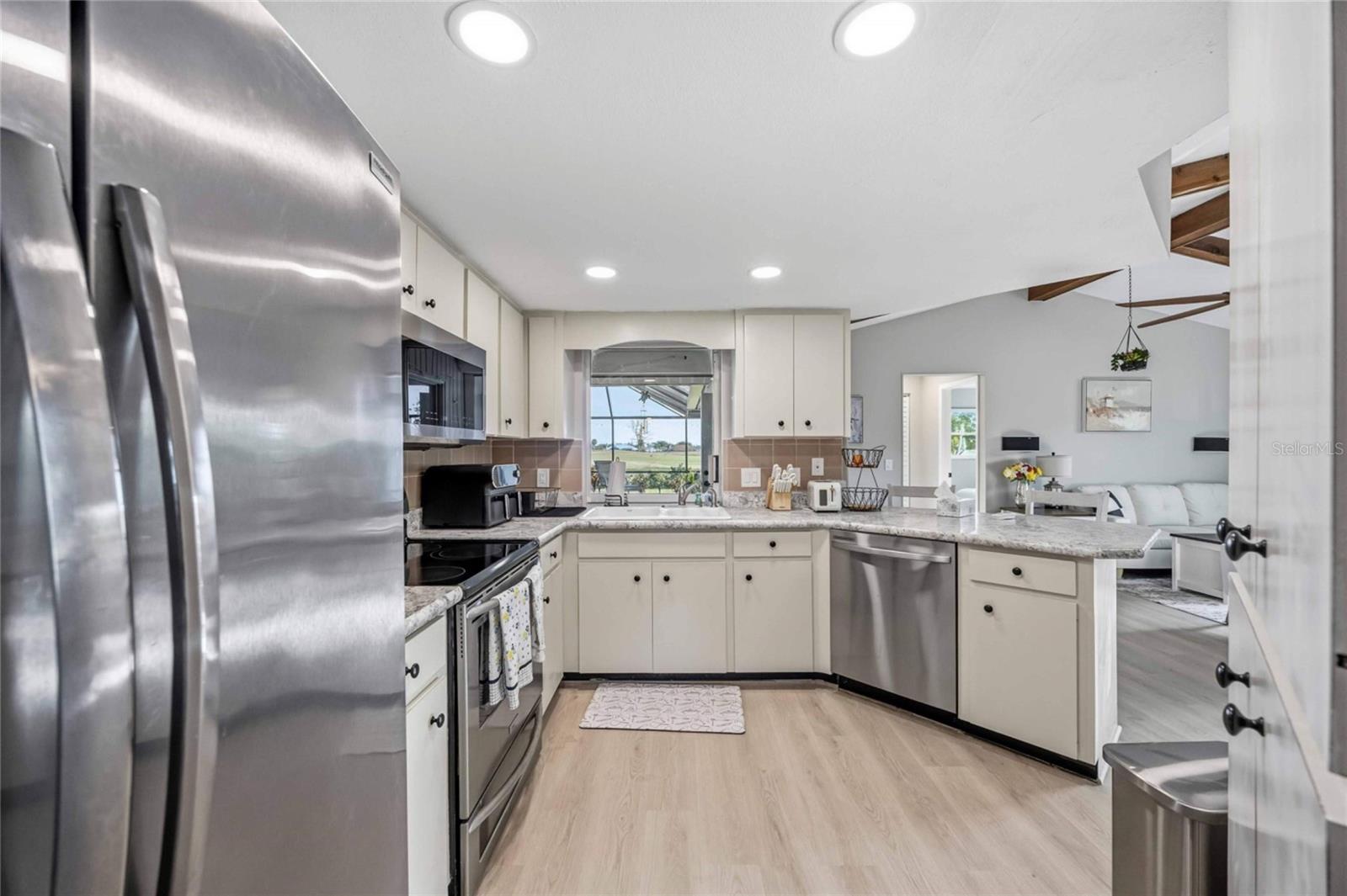36 BUNKER CIR, ROTONDA WEST, FL, 33947