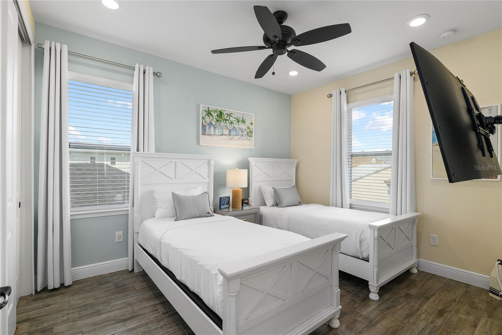 8040 LOST SHAKER LN, KISSIMMEE, FL, 34747