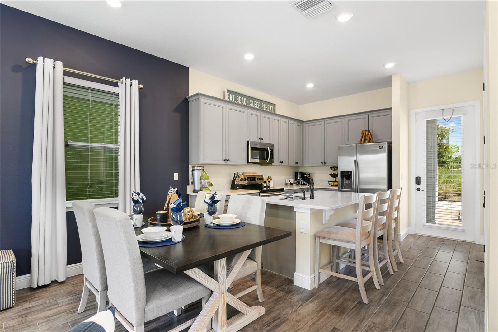 8040 LOST SHAKER LN, KISSIMMEE, FL, 34747