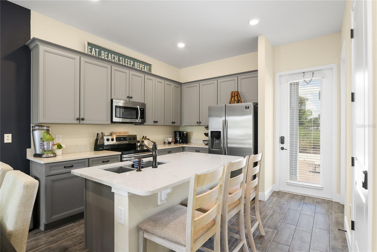 8040 LOST SHAKER LN, KISSIMMEE, FL, 34747