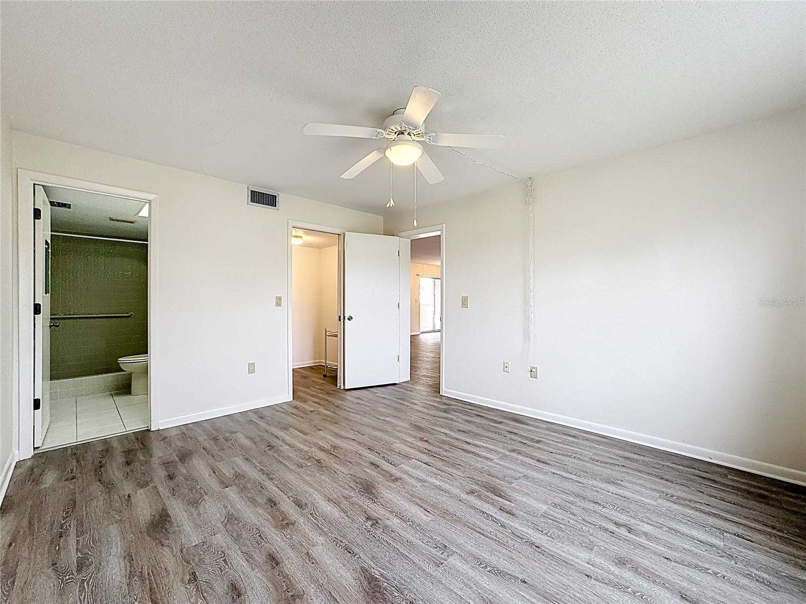 760 VILLAGE CIR #109, VENICE, FL, 34292