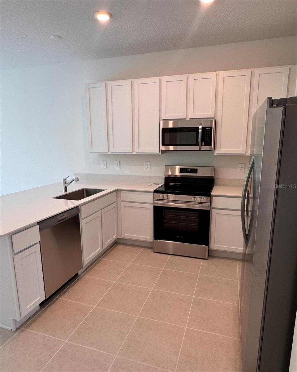 2769 SKYLINE LOOP, KISSIMMEE, FL, 34758