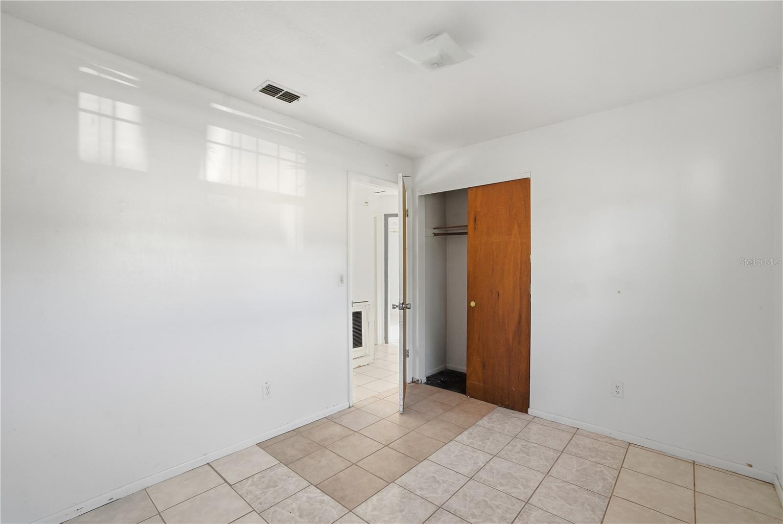 800 ORANGE GROVE DR, ALTAMONTE SPRINGS, FL, 32701