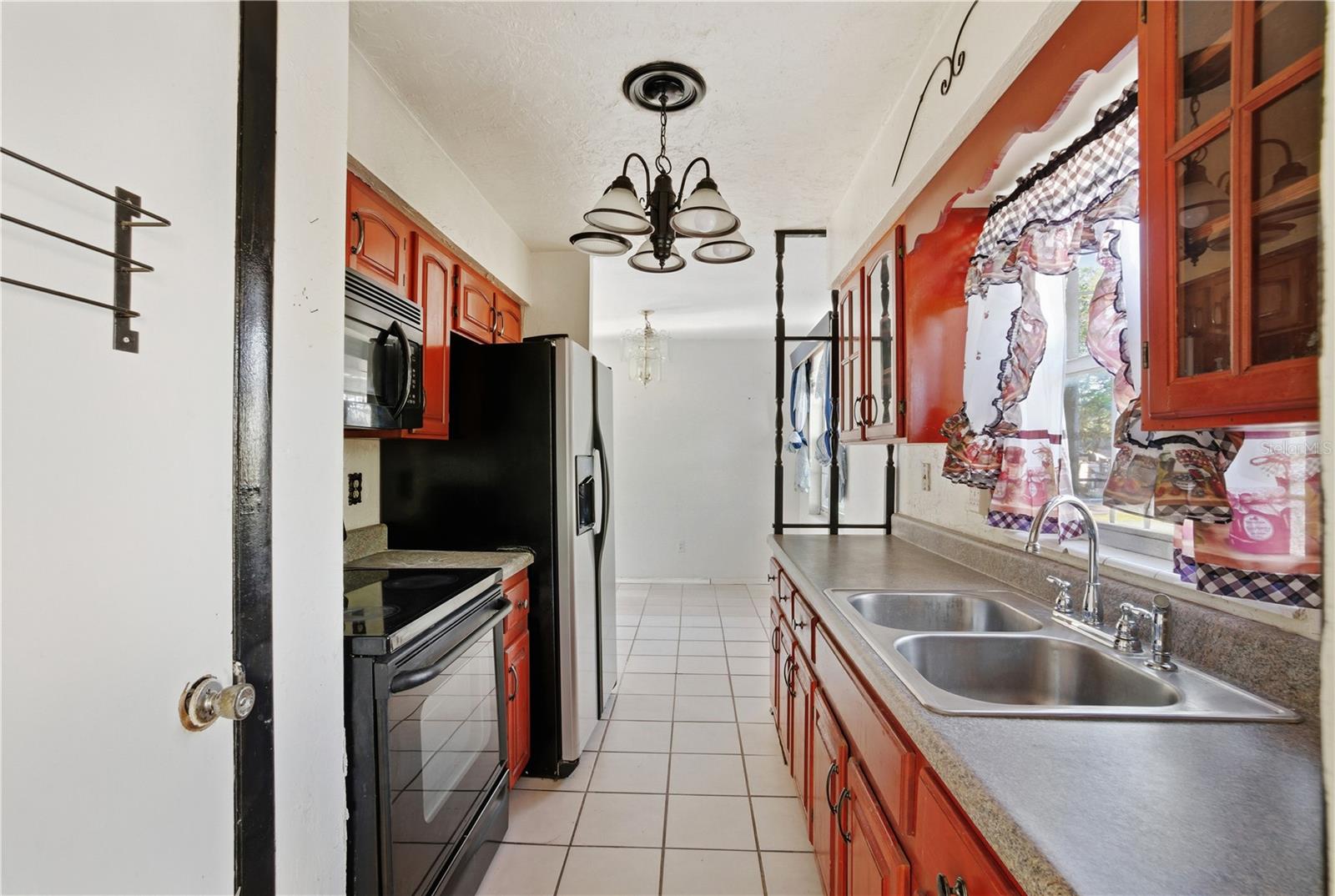 800 ORANGE GROVE DR, ALTAMONTE SPRINGS, FL, 32701