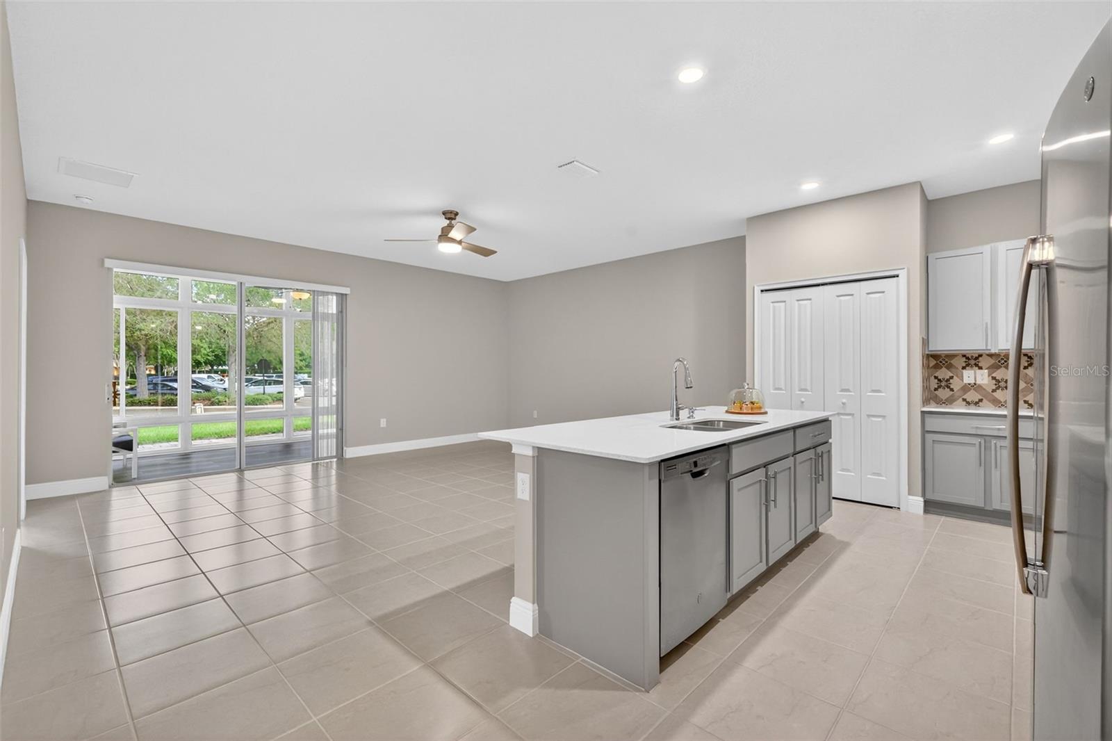 27203 WHITE PLAINS WAY, LEESBURG, FL, 34748