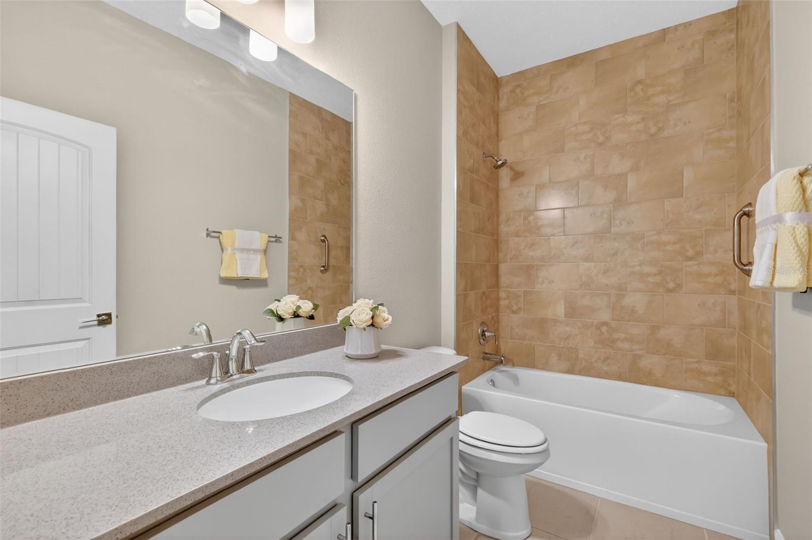 27203 WHITE PLAINS WAY, LEESBURG, FL, 34748