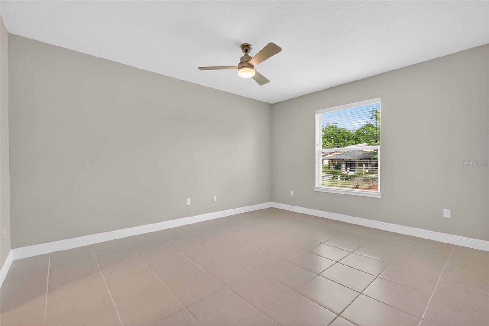 27203 WHITE PLAINS WAY, LEESBURG, FL, 34748