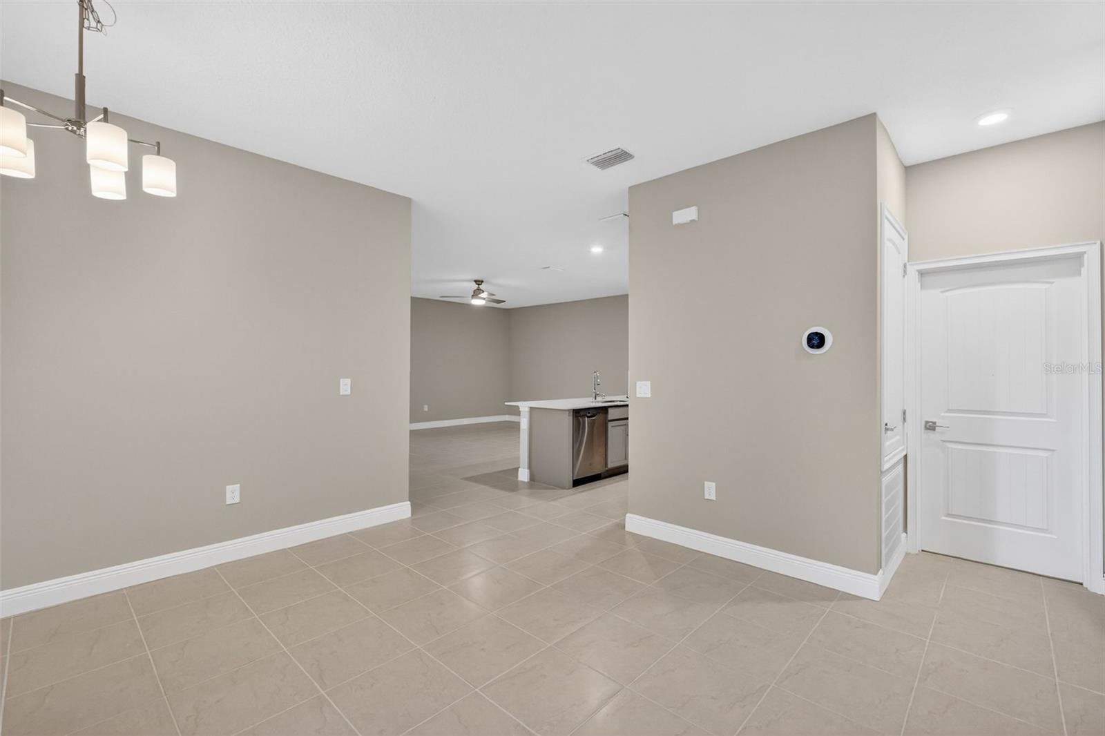 27203 WHITE PLAINS WAY, LEESBURG, FL, 34748