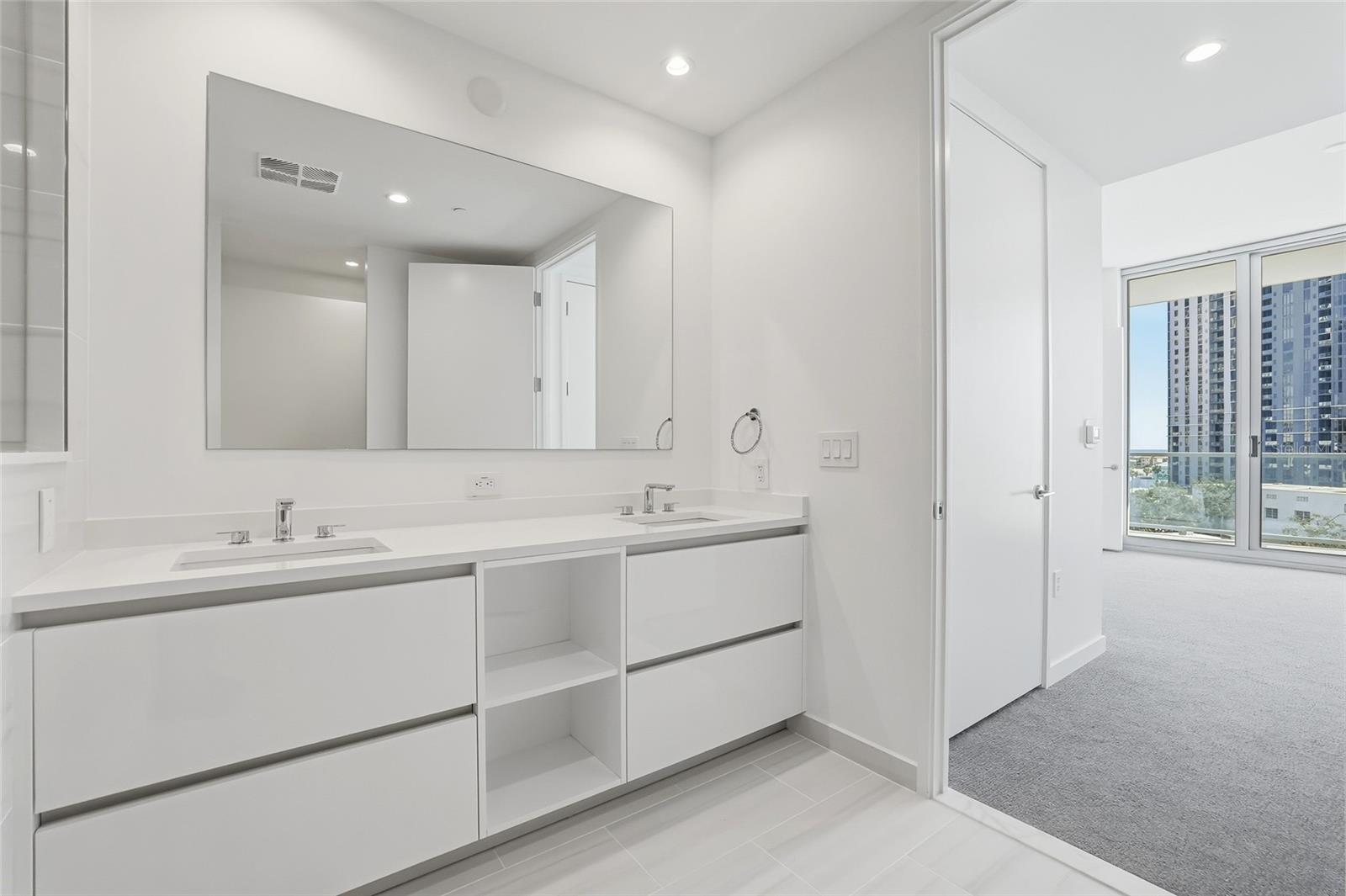 400 CENTRAL AVE #505, ST PETERSBURG, FL, 33701