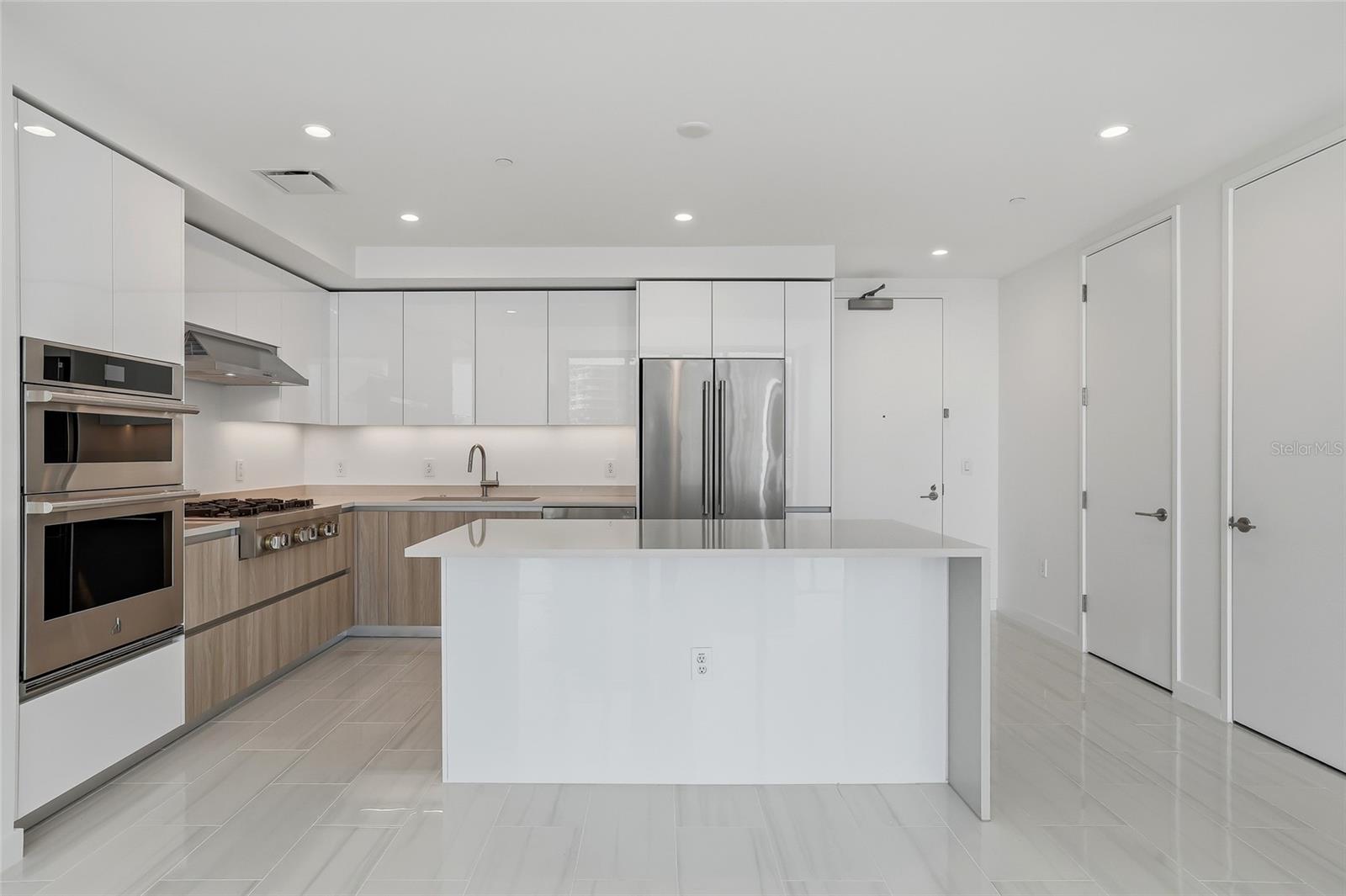400 CENTRAL AVE #505, ST PETERSBURG, FL, 33701