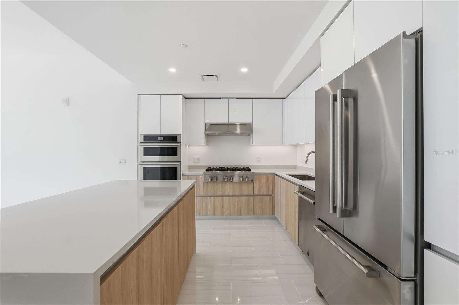 400 CENTRAL AVE #505, ST PETERSBURG, FL, 33701