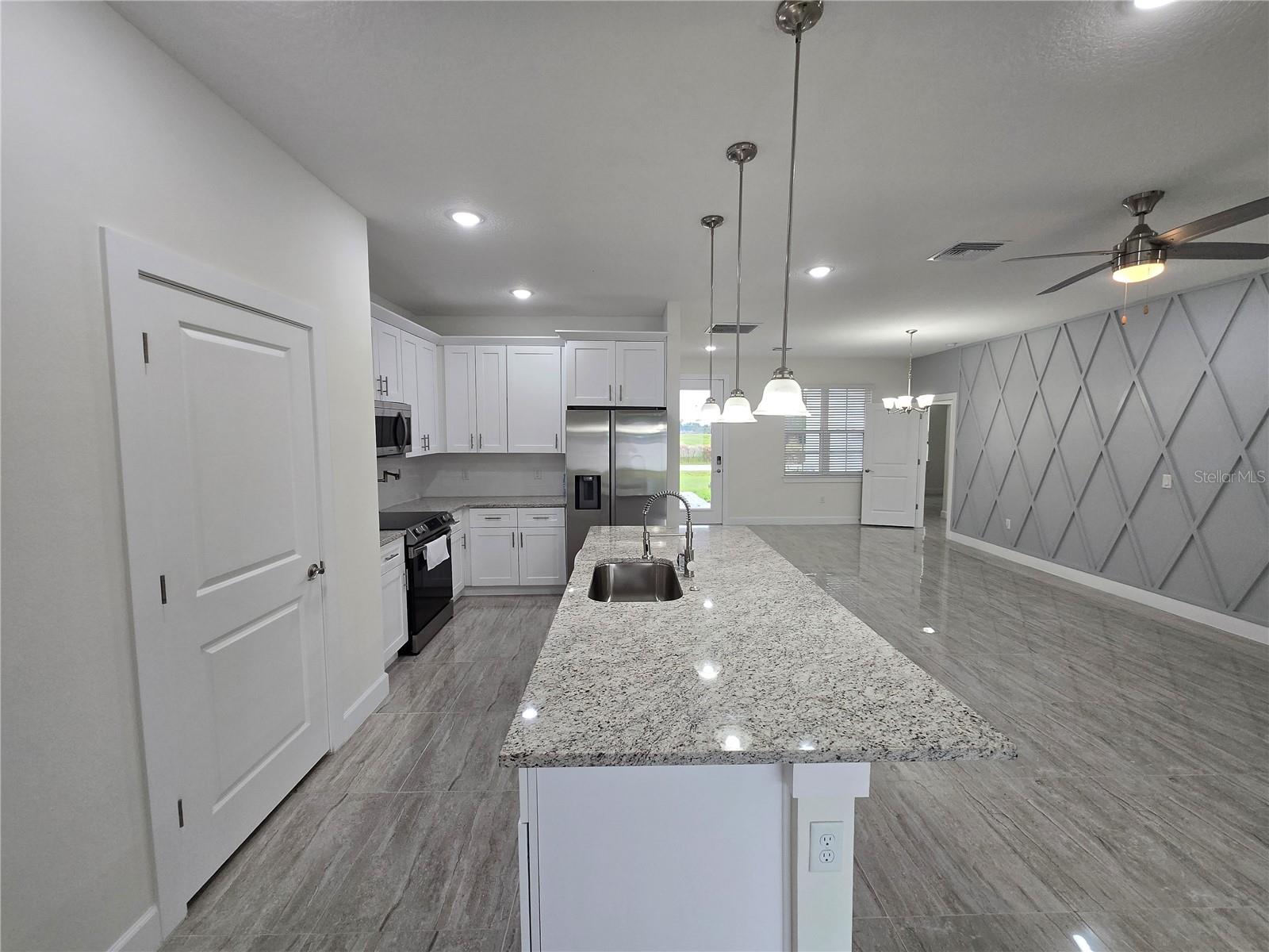 890 E 19TH ST, ST CLOUD, FL, 34769