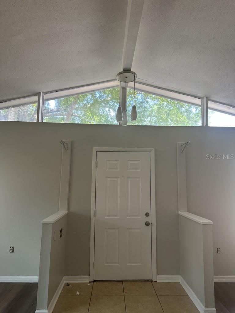 6568 S WEST SHORE CIR, TAMPA, FL, 33616