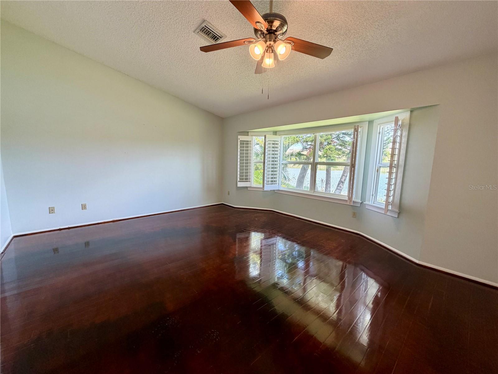 10201 36TH ST N, CLEARWATER, FL, 33762