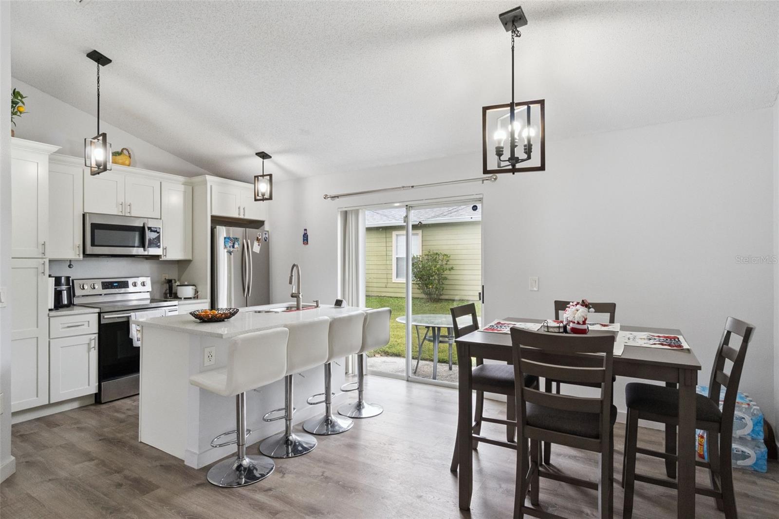 2409 LINCOLNSHIRE CT, KISSIMMEE, FL, 34743