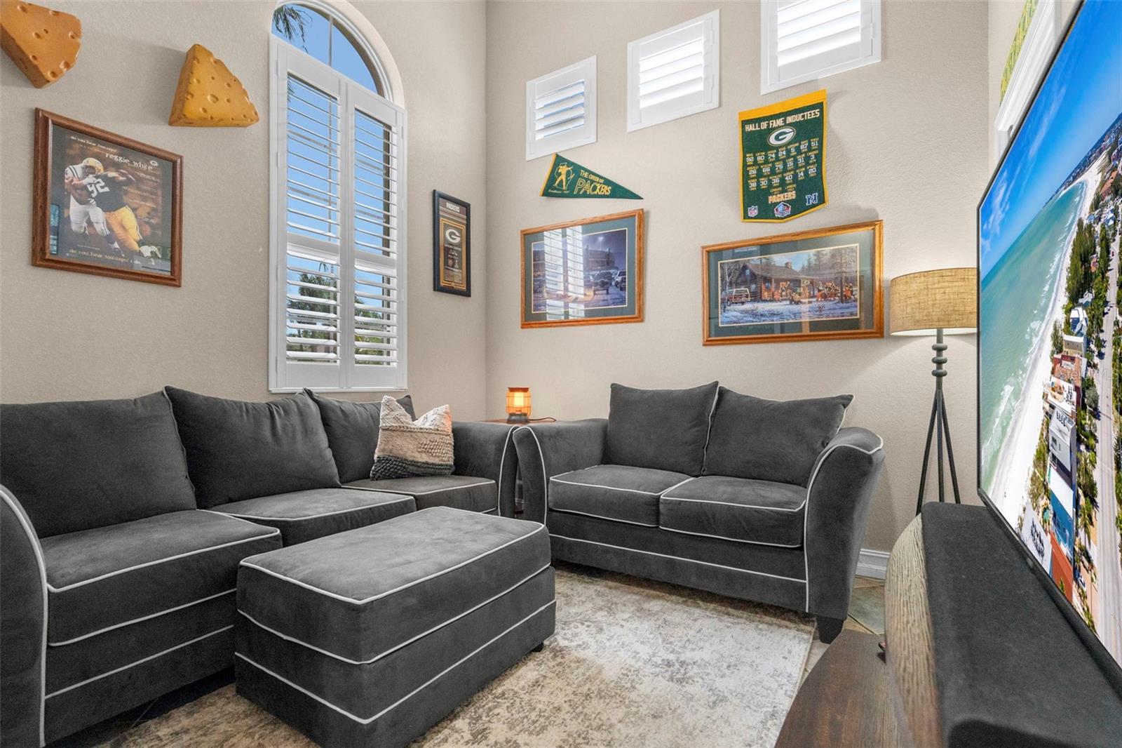 Flex Space/Third Bedroom Option