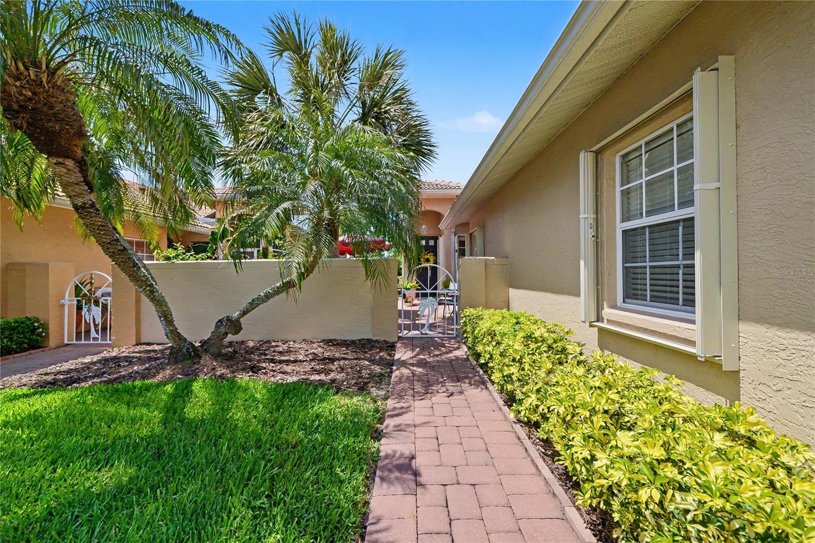 111 AUBURN WOODS CIR, VENICE, FL, 34292