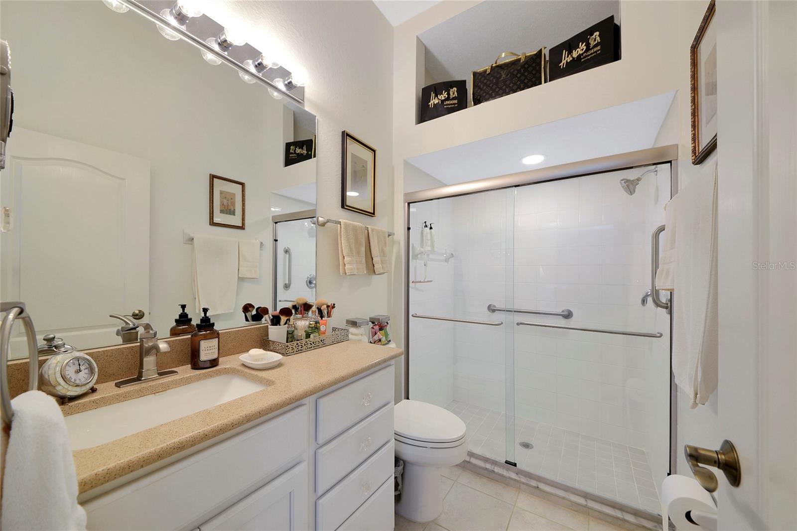 111 AUBURN WOODS CIR, VENICE, FL, 34292