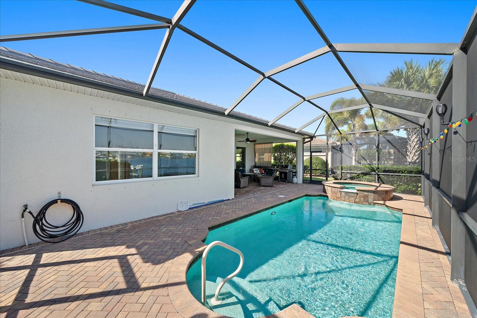 5040 LAKE OVERLOOK AVE, BRADENTON, FL, 34208