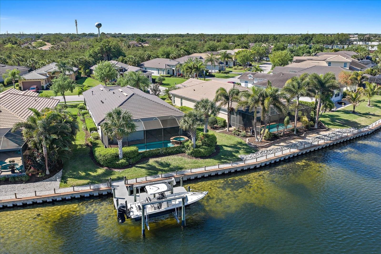 5040 LAKE OVERLOOK AVE, BRADENTON, FL, 34208