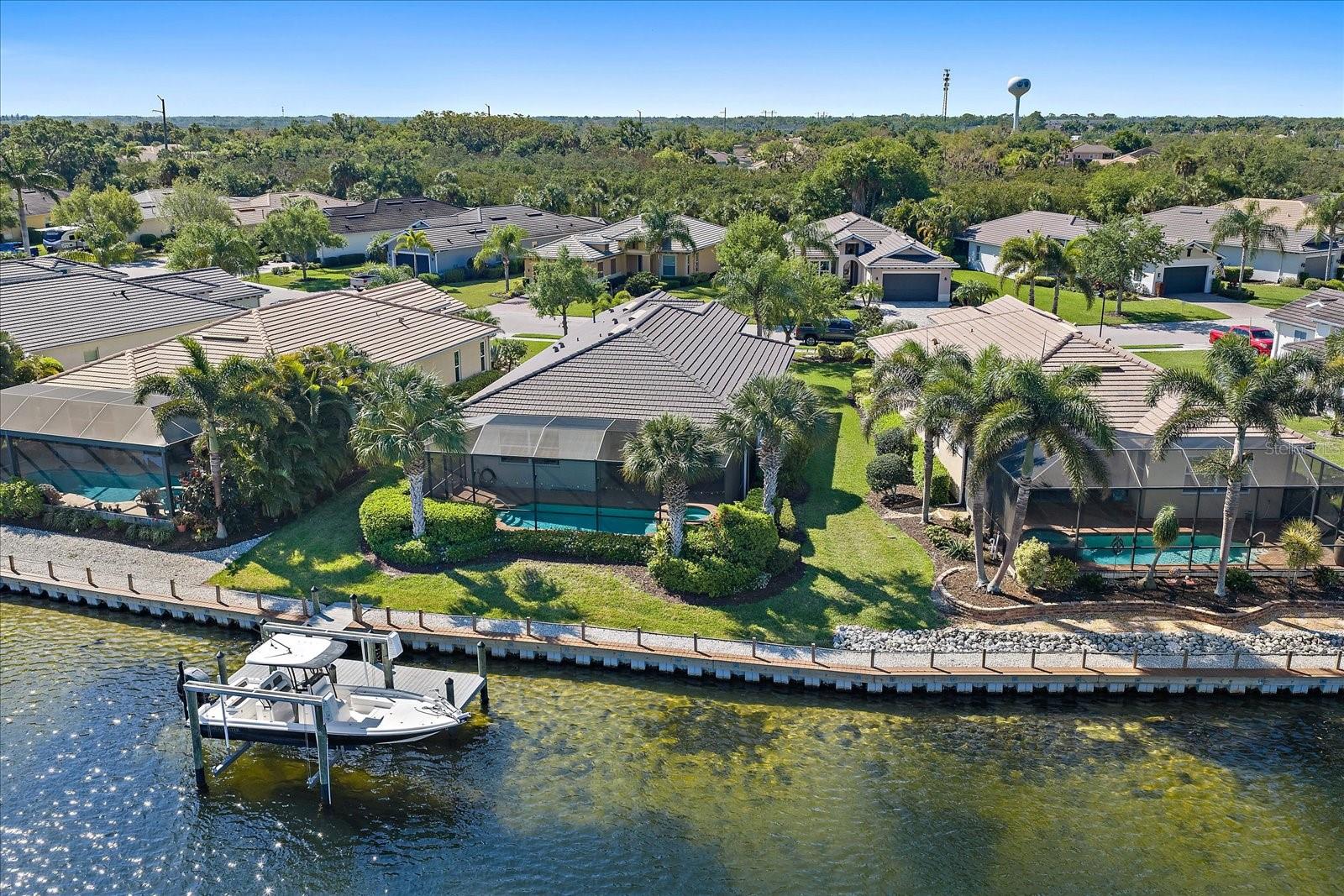 5040 LAKE OVERLOOK AVE, BRADENTON, FL, 34208