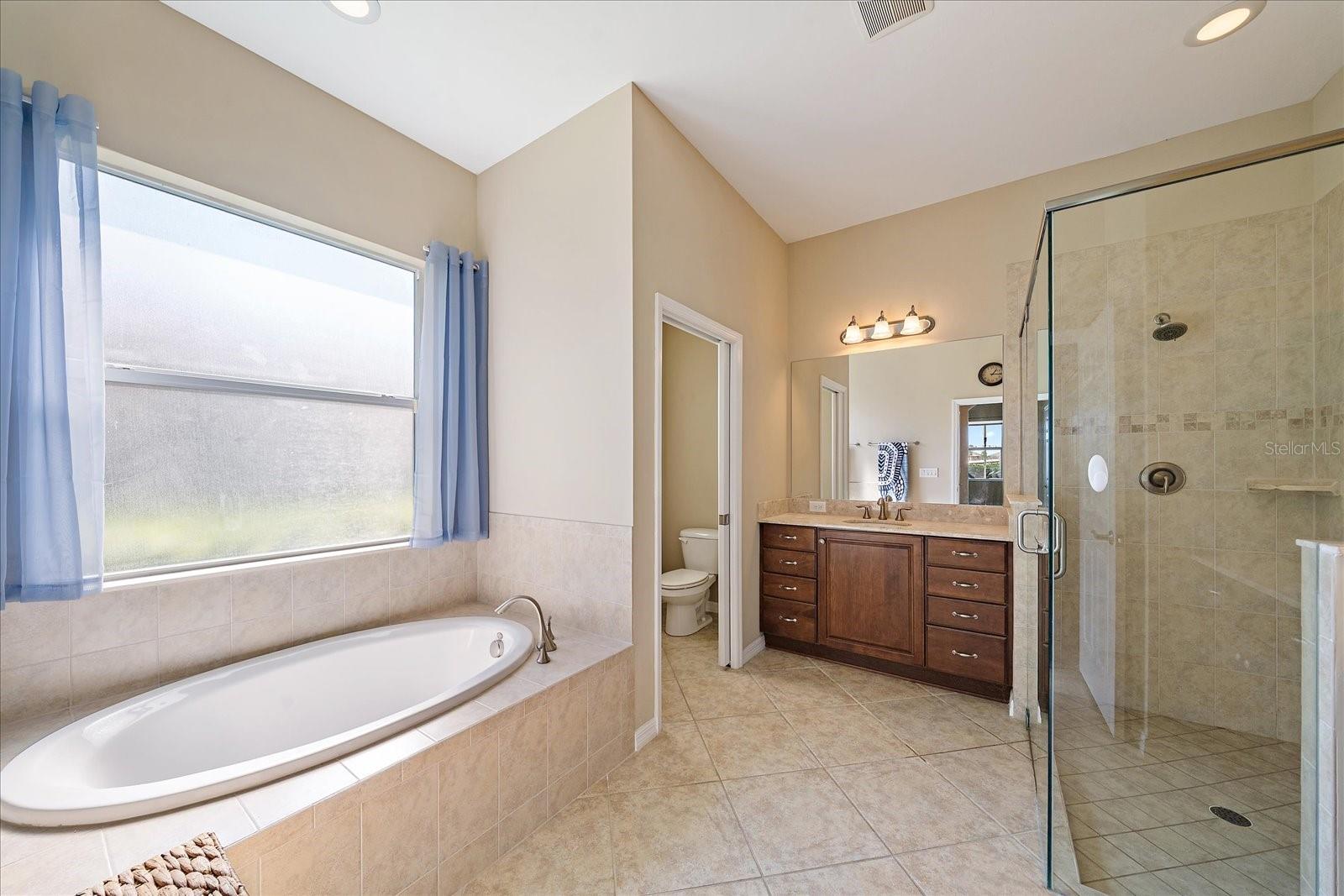 5040 LAKE OVERLOOK AVE, BRADENTON, FL, 34208