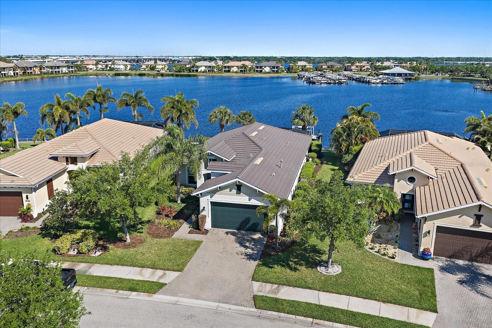 5040 LAKE OVERLOOK AVE, BRADENTON, FL, 34208
