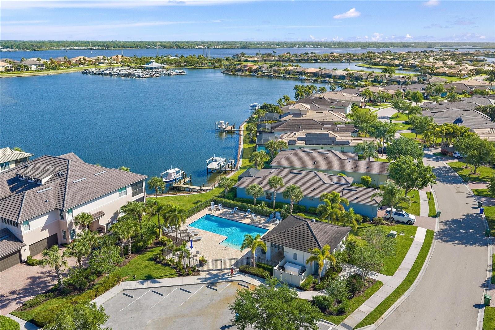 5040 LAKE OVERLOOK AVE, BRADENTON, FL, 34208