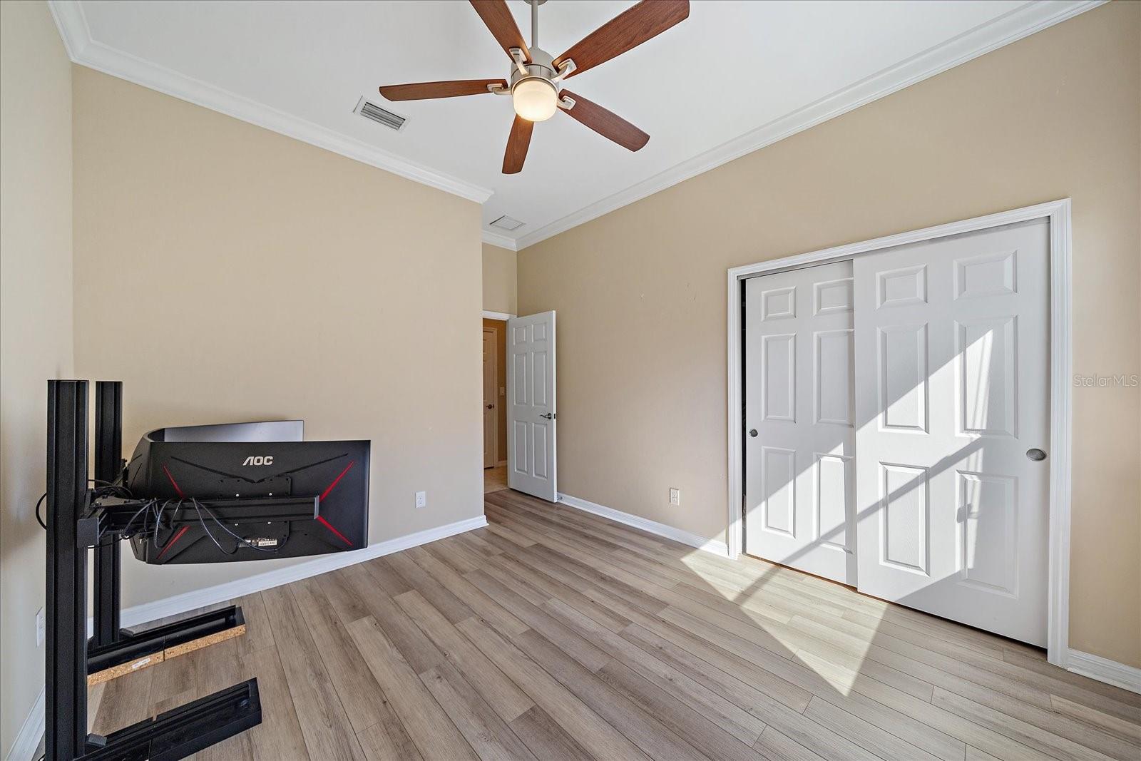 5040 LAKE OVERLOOK AVE, BRADENTON, FL, 34208