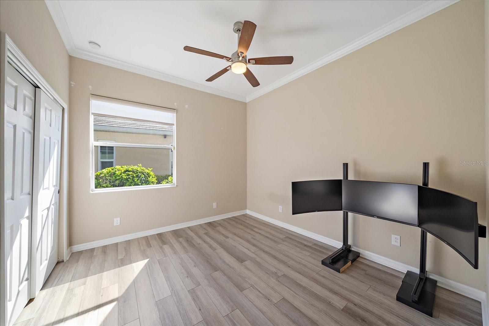 5040 LAKE OVERLOOK AVE, BRADENTON, FL, 34208