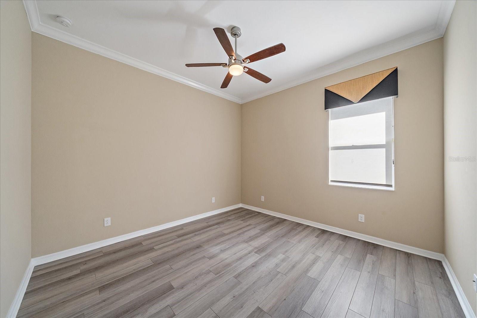 5040 LAKE OVERLOOK AVE, BRADENTON, FL, 34208